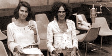 Com Caetano Veloso, na Rádio Jornal do Brasil, em 1976.
