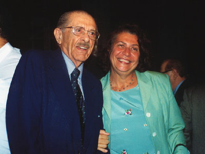 Com o Dr. Evandro Lins e Silva durante cerimônia de premiação do Prêmio Machado de Assis na ABL em 2001